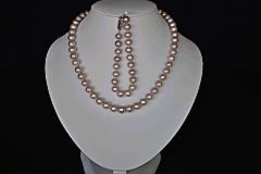 pink-pearl-necklace-set.gif